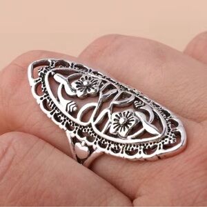 Size 5.5 Long Floral Ring